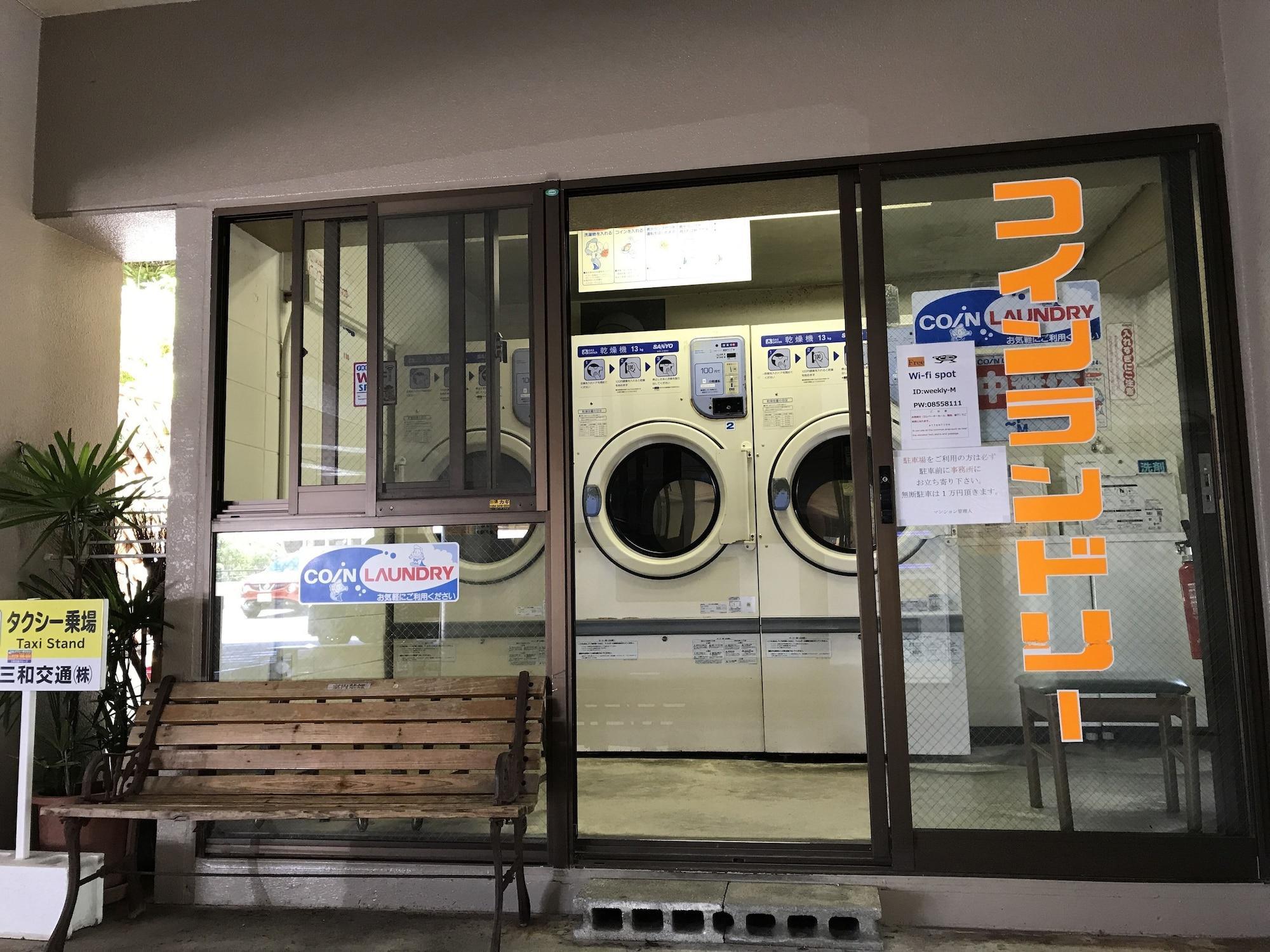 Apartamento Weekly Harbourview Mansion Main Building Naha Exterior foto