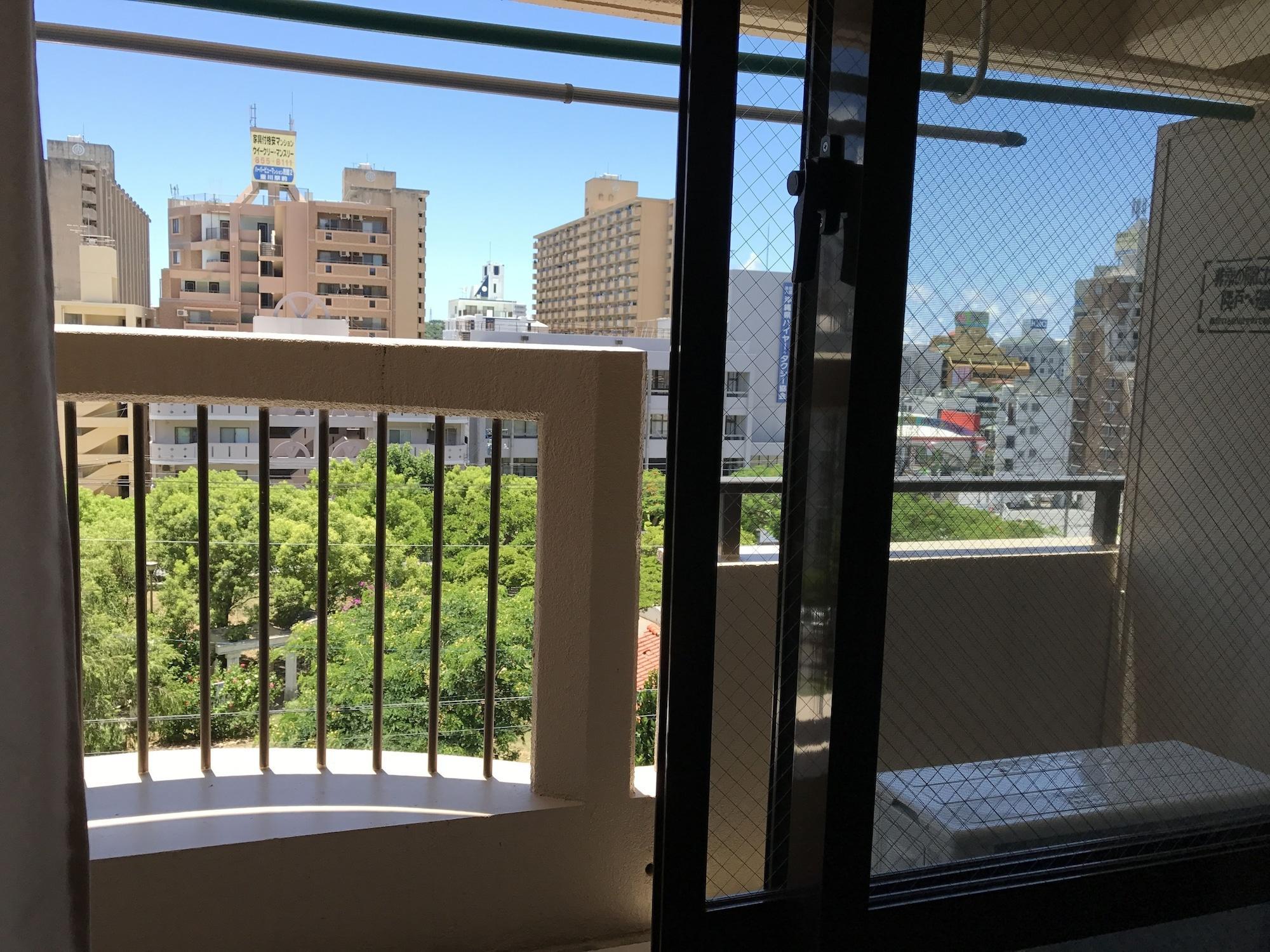 Apartamento Weekly Harbourview Mansion Main Building Naha Exterior foto