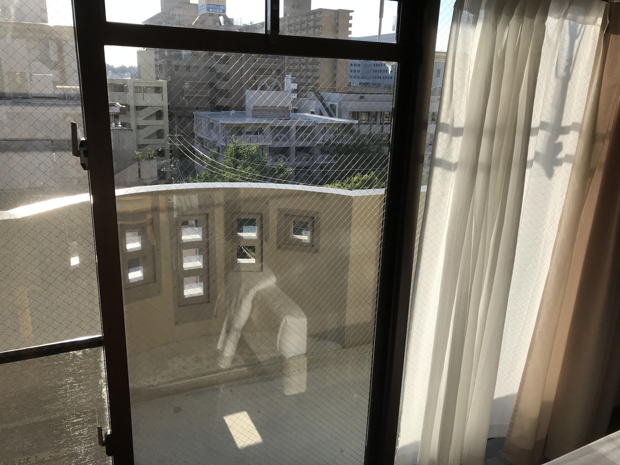 Apartamento Weekly Harbourview Mansion Main Building Naha Exterior foto