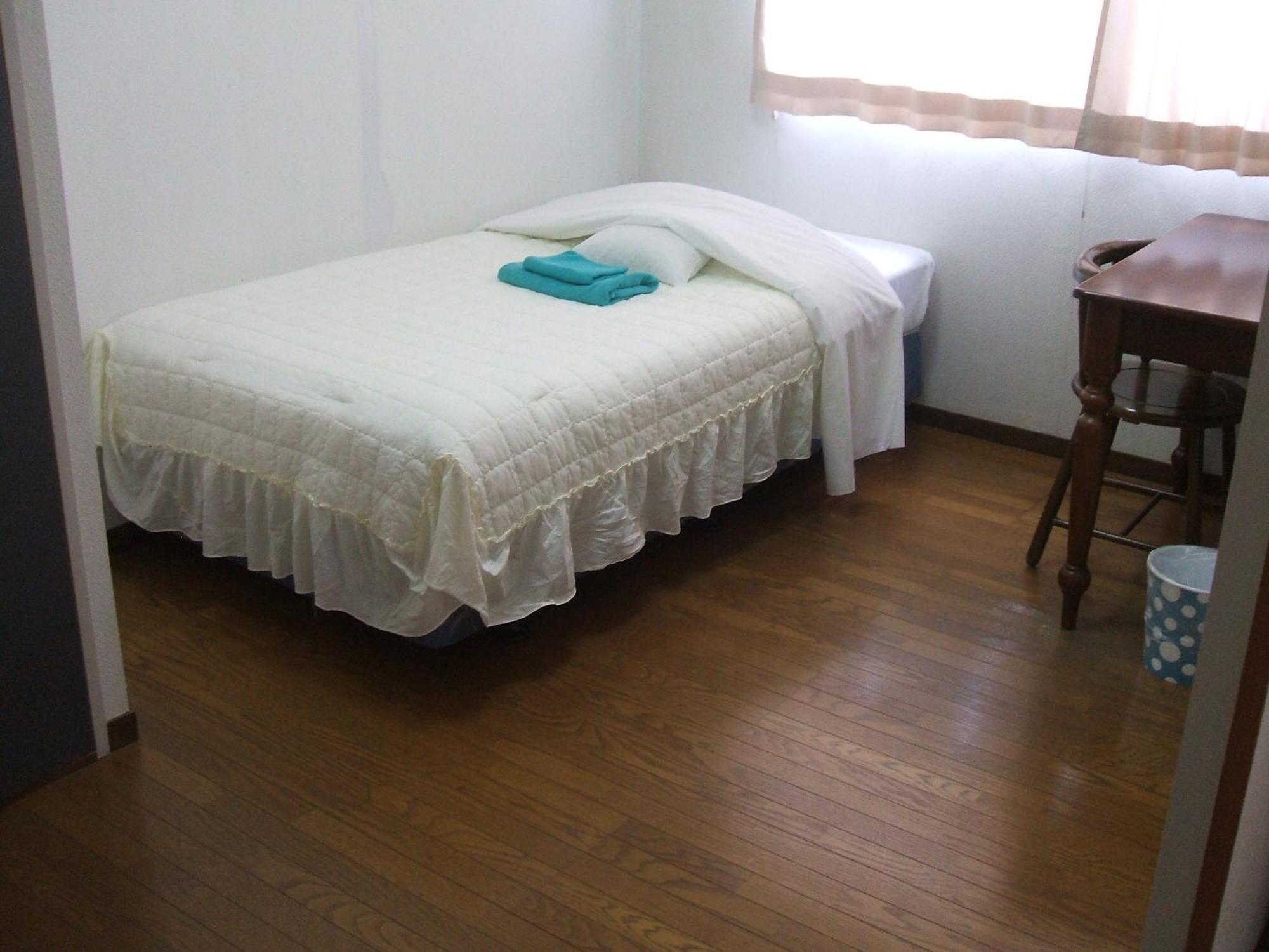 Apartamento Weekly Harbourview Mansion Main Building Naha Habitación foto